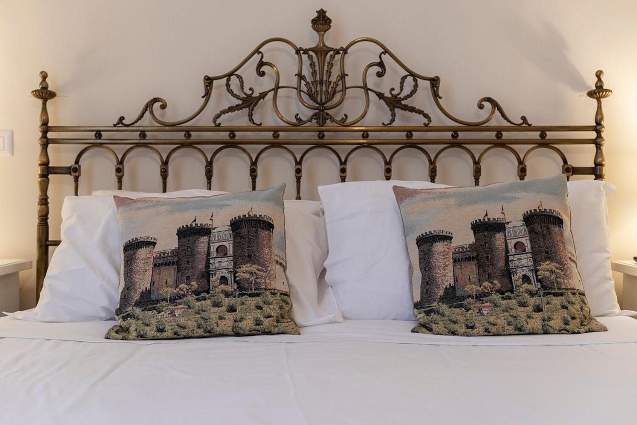 Domus Borbonica Bed and Breakfast Napoli Eksteriør billede