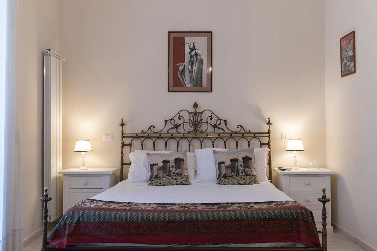 Domus Borbonica Bed and Breakfast Napoli Eksteriør billede