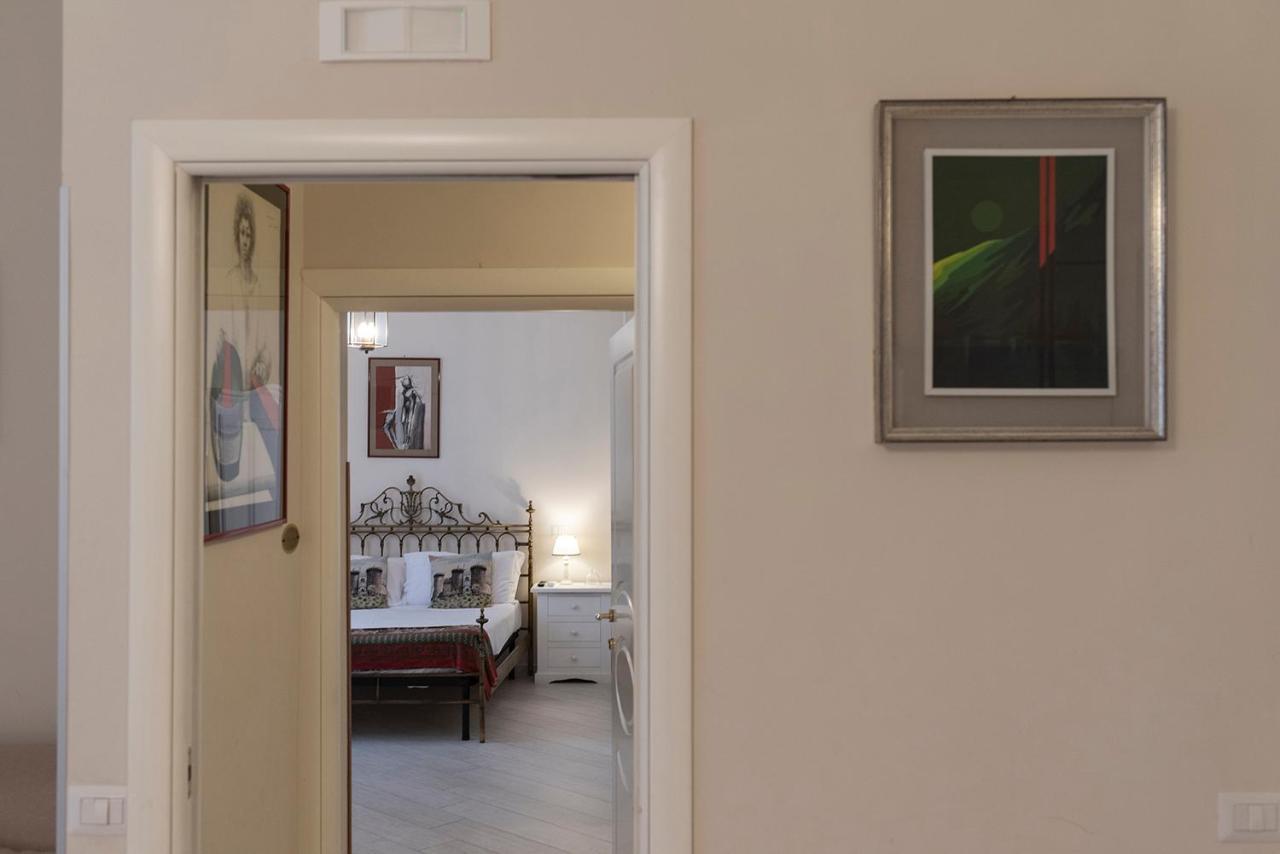 Domus Borbonica Bed and Breakfast Napoli Eksteriør billede