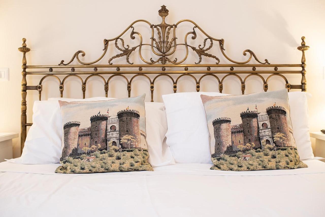 Domus Borbonica Bed and Breakfast Napoli Eksteriør billede