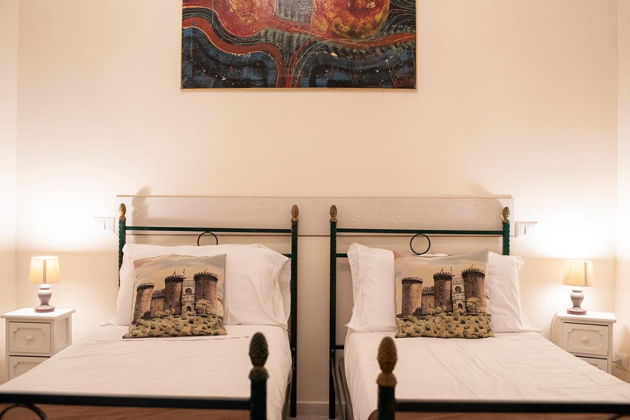 Domus Borbonica Bed and Breakfast Napoli Eksteriør billede