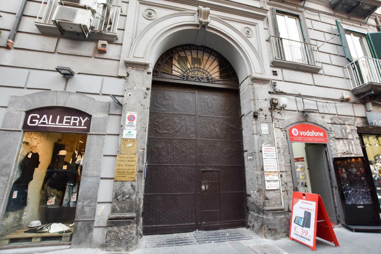 Domus Borbonica Bed and Breakfast Napoli Eksteriør billede