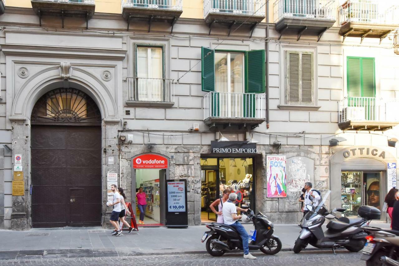 Domus Borbonica Bed and Breakfast Napoli Eksteriør billede
