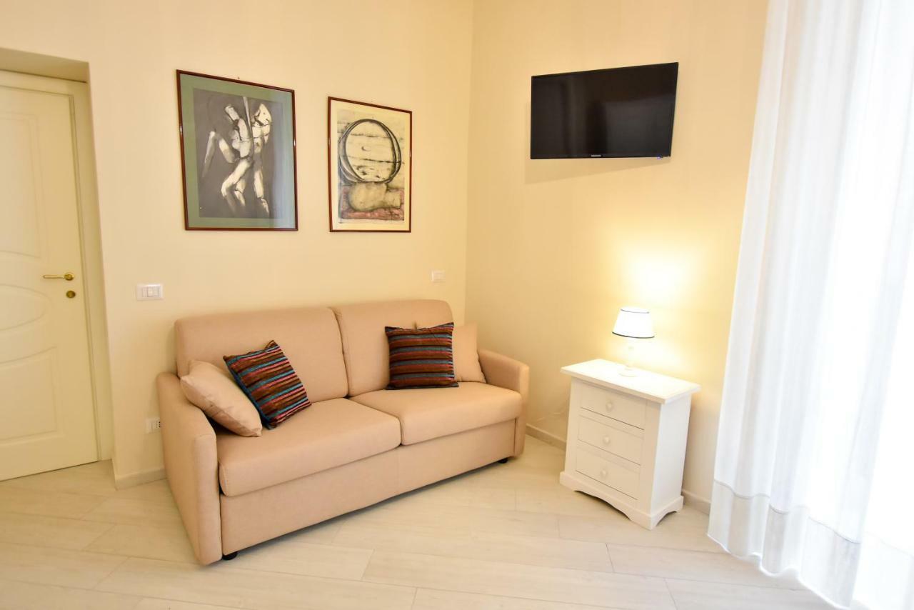 Domus Borbonica Bed and Breakfast Napoli Eksteriør billede