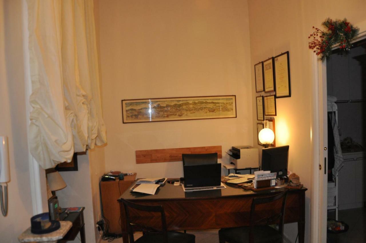 Domus Borbonica Bed and Breakfast Napoli Eksteriør billede