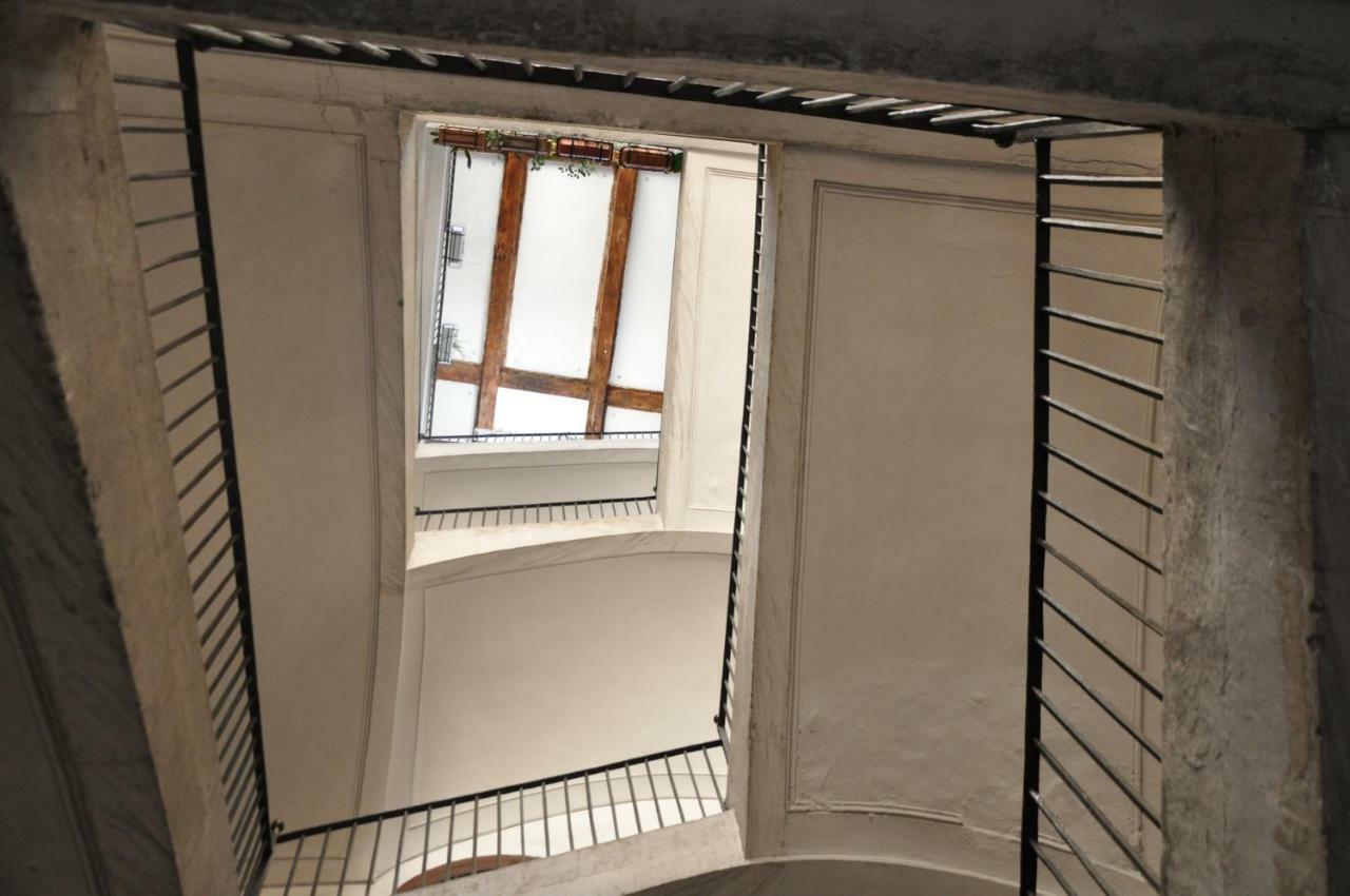 Domus Borbonica Bed and Breakfast Napoli Eksteriør billede